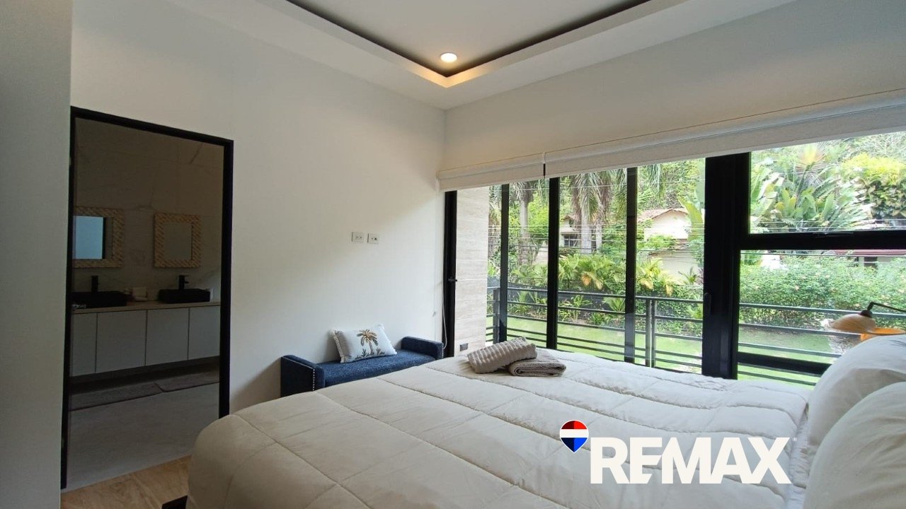 Opera Salvaje 52 2 – Tim Giannone Hermosa Best Real Estate Agent (11)